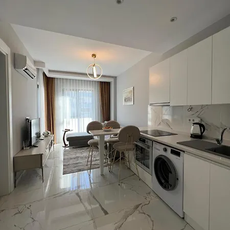 The Yacht Stylish 1 Bedroom Apartment, , Center, 250m To Appartement Alanya